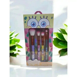 Spongebob Squarepants Collection Makeup Brushes 4 Pieces Set .